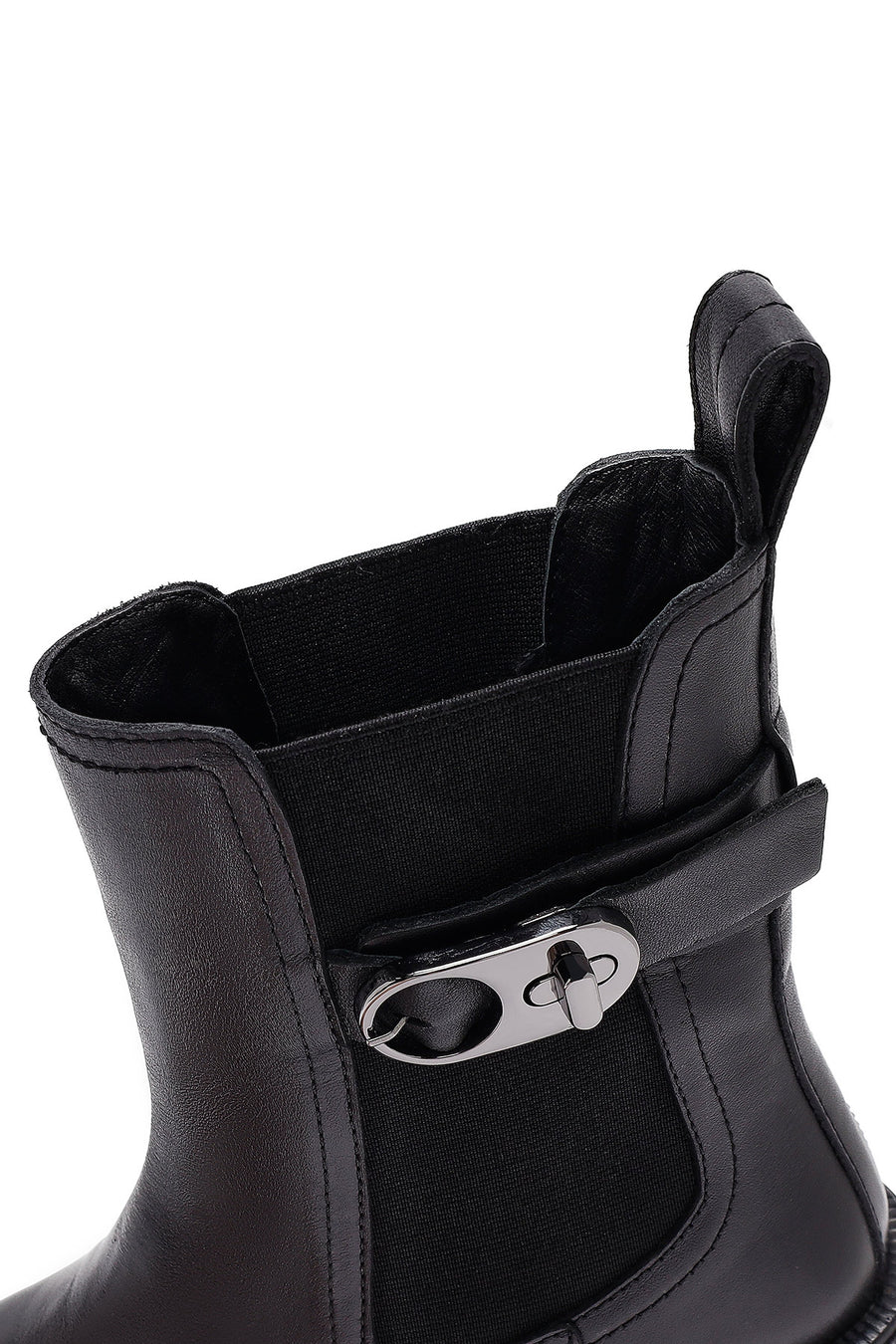 Woman Black Thick Sole Leather Chelsea Boots
