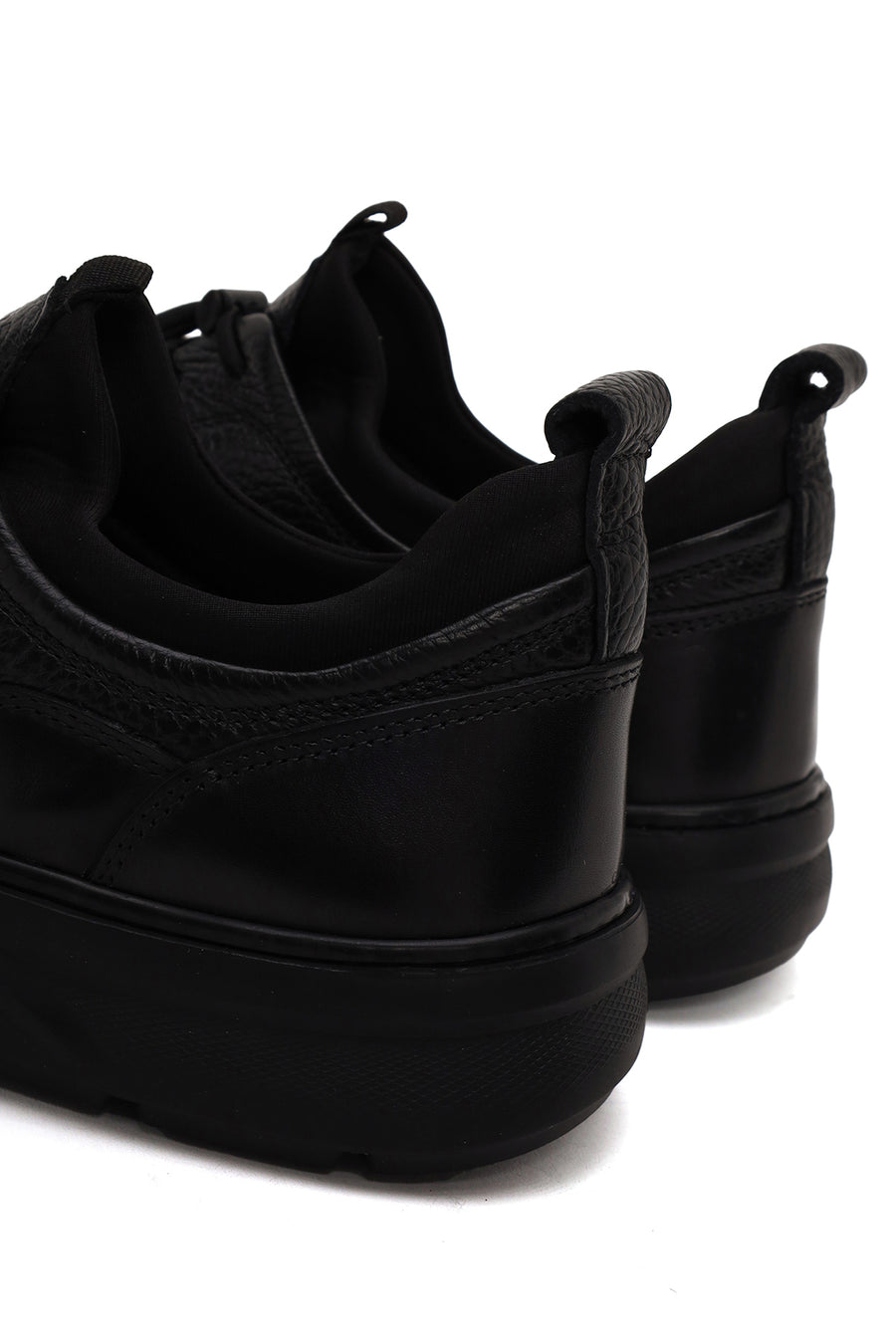 Erkek Siyah Bağcıklı Kalın Tabanlı Deri Sneaker