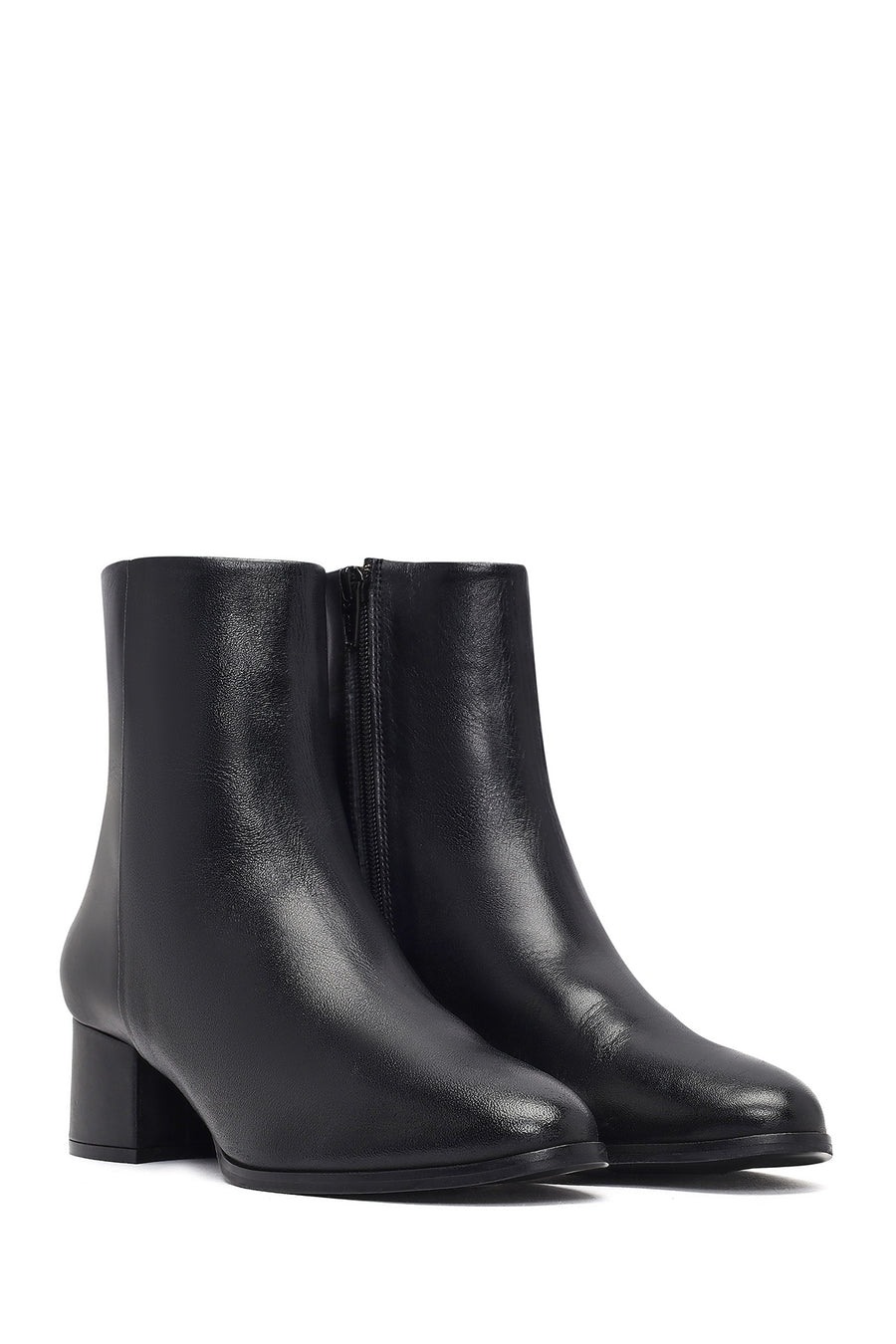 Woman Black Zippered Low Heeled Shoes Leather Boat