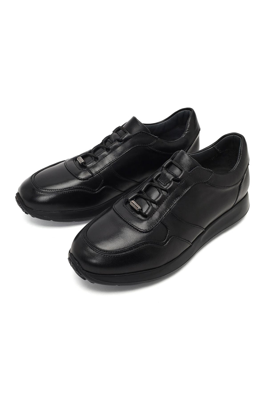 Men's Black Lace-Up Leather Sneaker