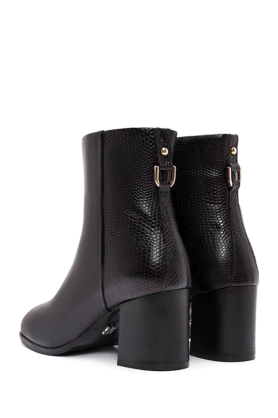Women's Black Zippered Thick Heeled Leather Boots