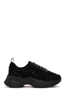 Kadın Siyah Bağcıklı Kalın Tabanlı Süet Deri Sneaker | Derimod