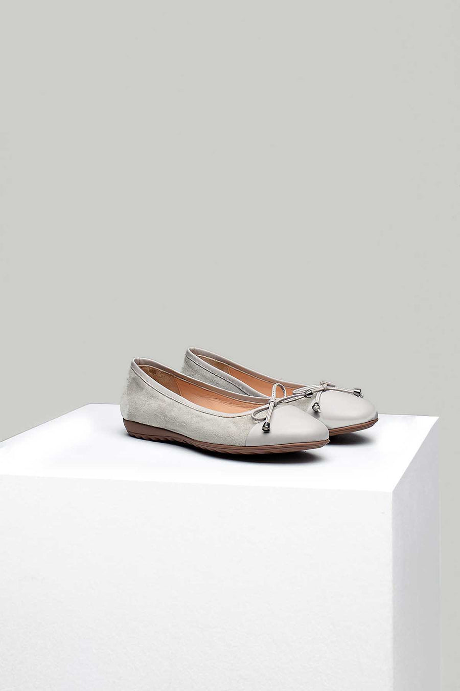 Gray Women's Leather Ballerinas