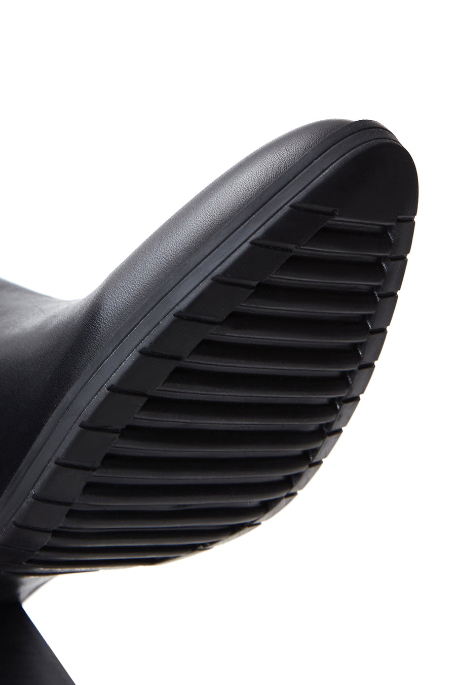 Women's Black Leather Zippered Heeled Boots