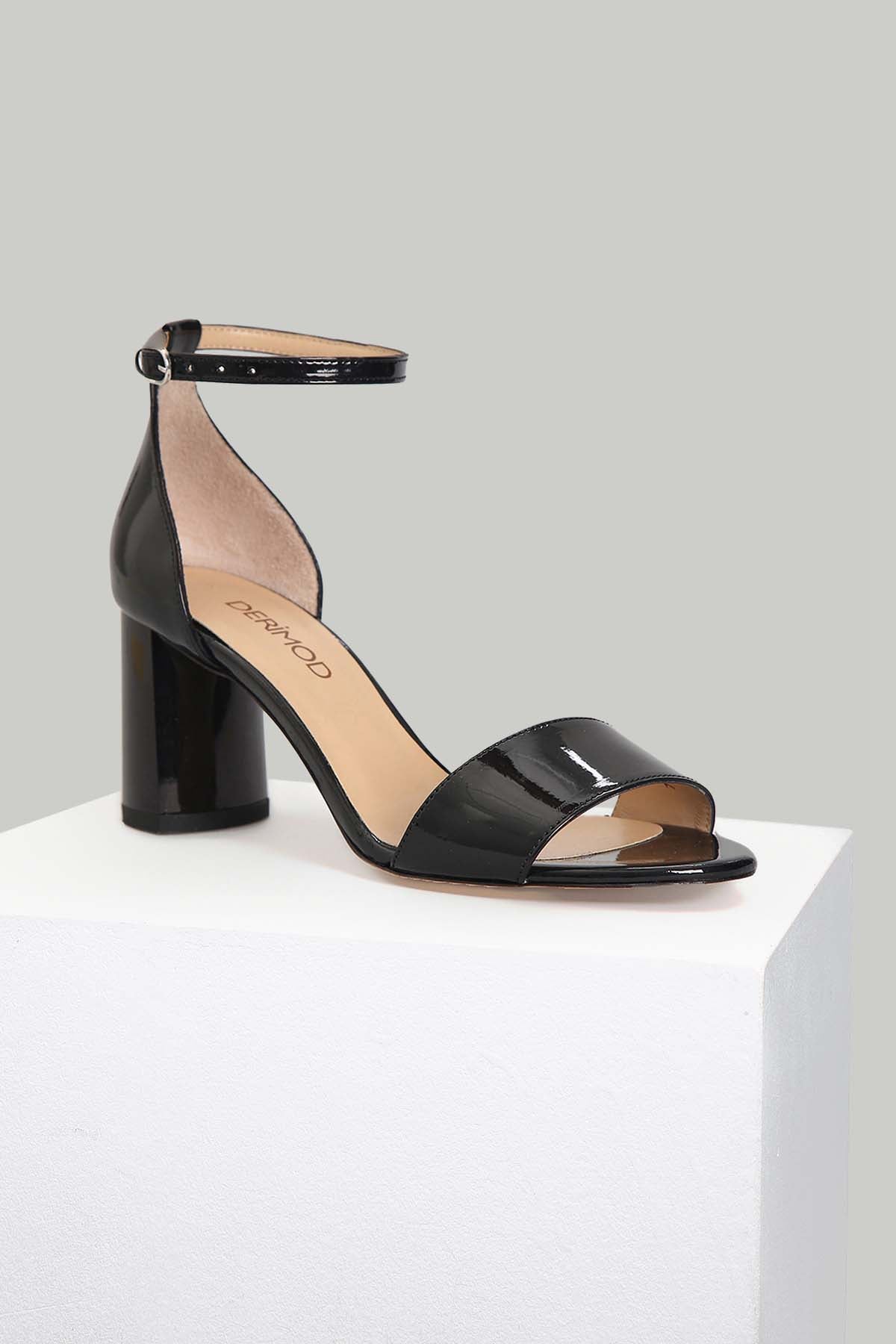 Complete the Look by Purchasing Together!