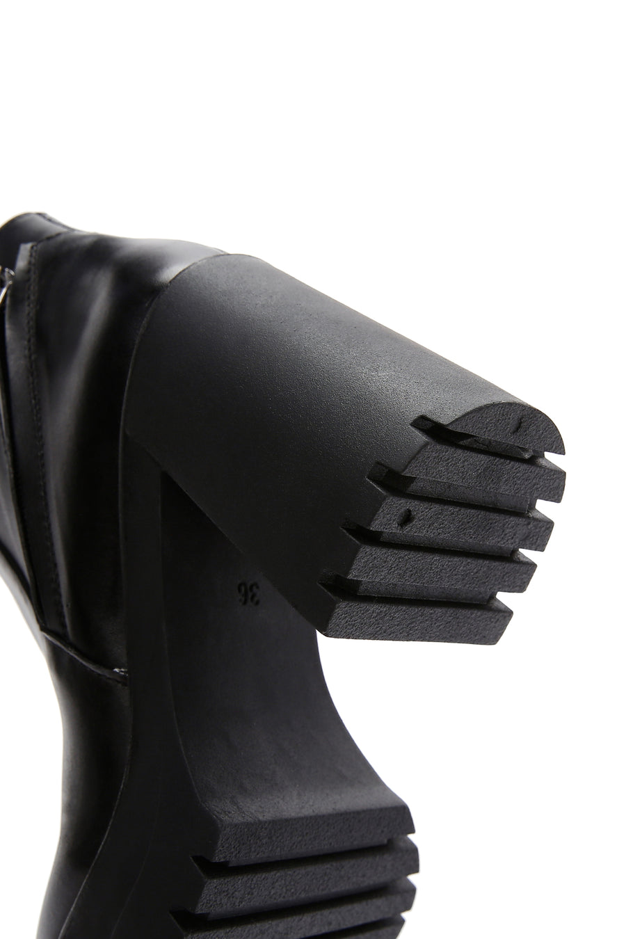 Woman Black Zip Closure Thick-Heeled Leather Boots