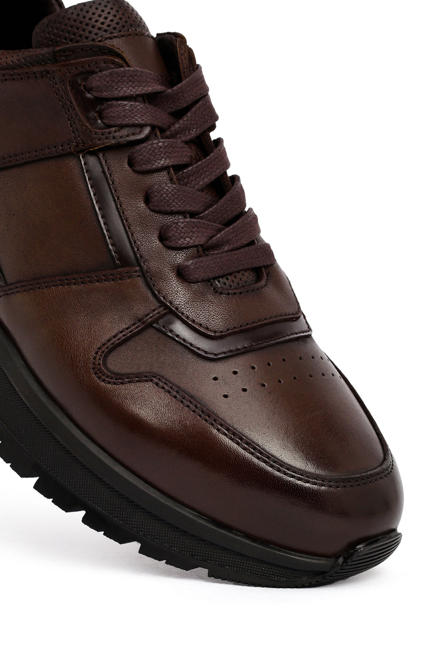 Men's Brown Lace-Up Leather Casual Sneaker