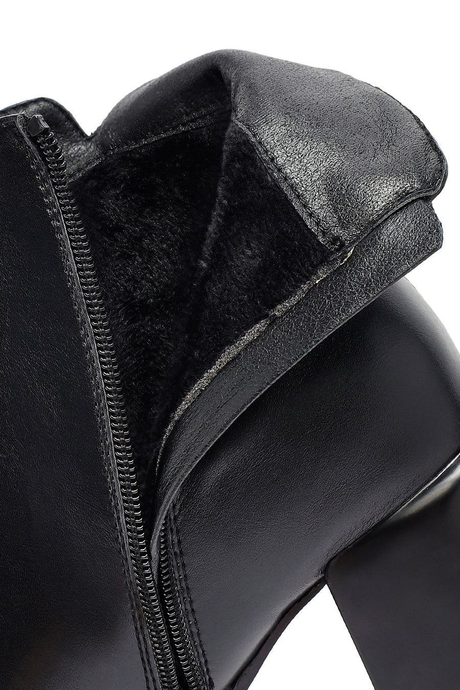 Woman Black Zippered Thick Heel Boots