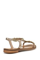 Geox Women Gold Maddalusia C Stone Metallic Leather Sandal | Derimod
