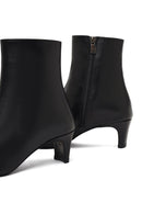 Woman Black Zip Closure Thick-Heeled Leather Boots | Derimod
