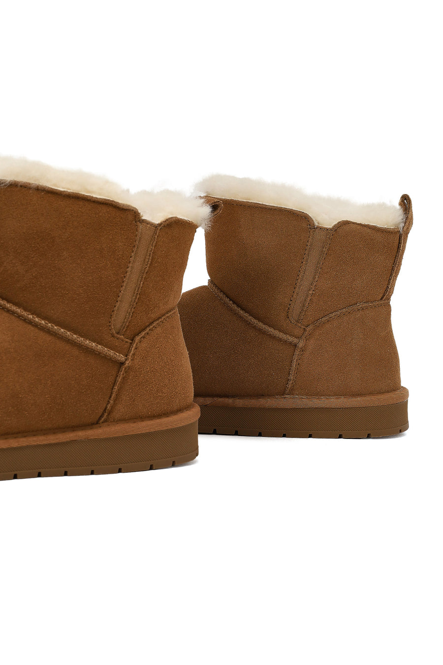 Woman Camel Suede Teddy Boots