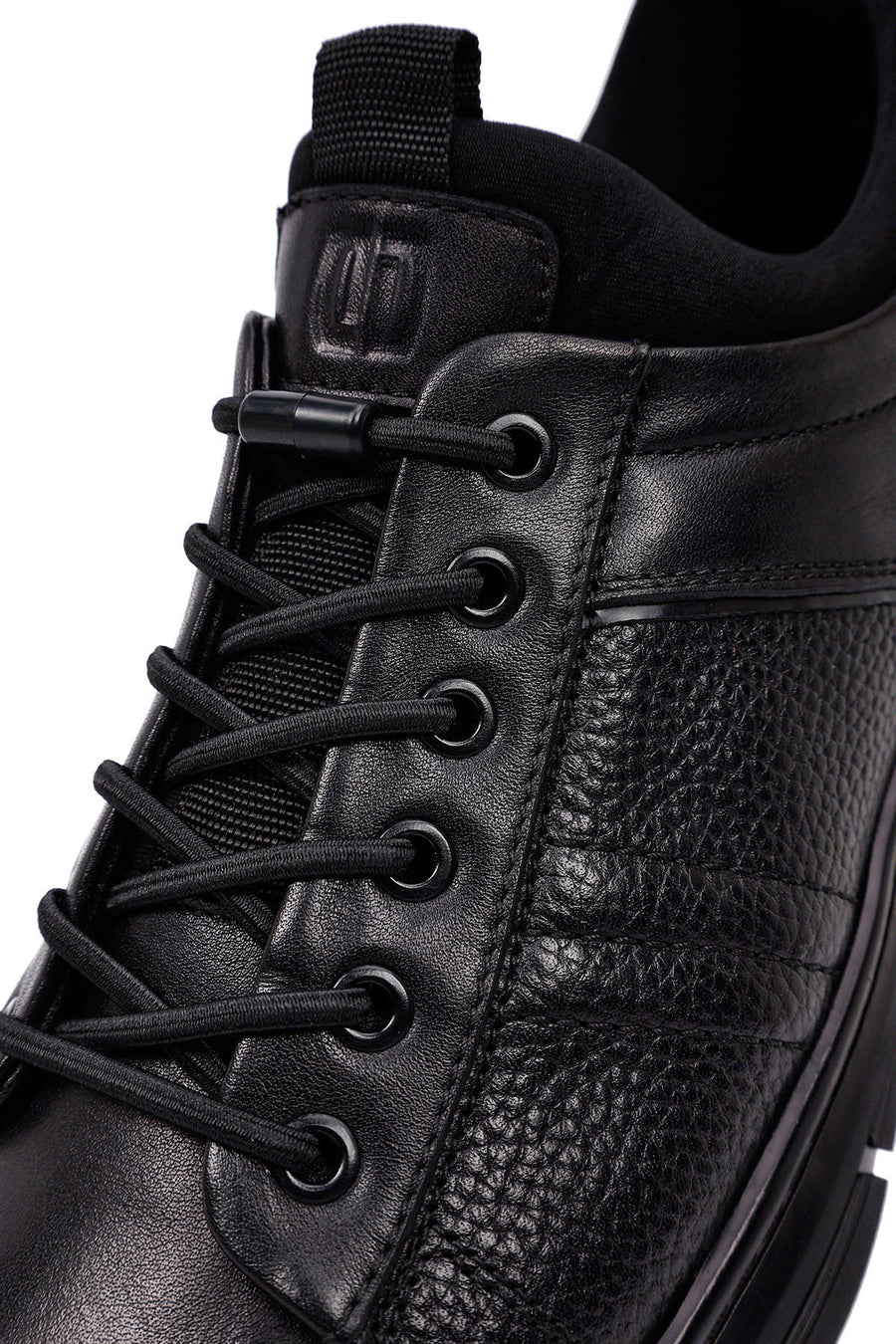 Male Black Lace-up Leather Casual Sneaker