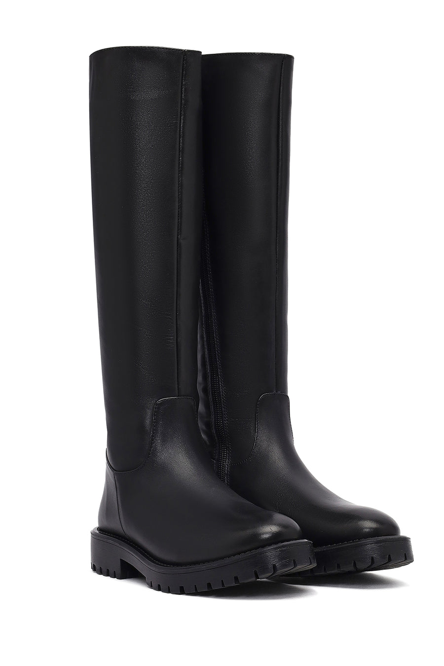 Woman Black Zippered Leather Boot