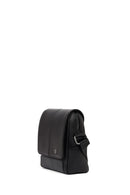 Male Black Leather Messenger Bag | Derimod