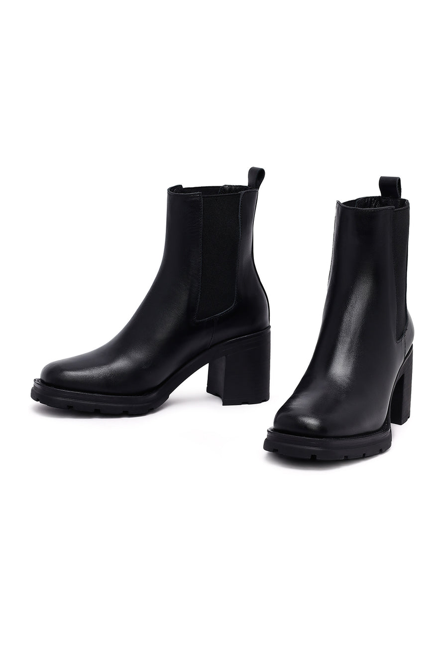 Woman Black Chunky Heels Leather Boat