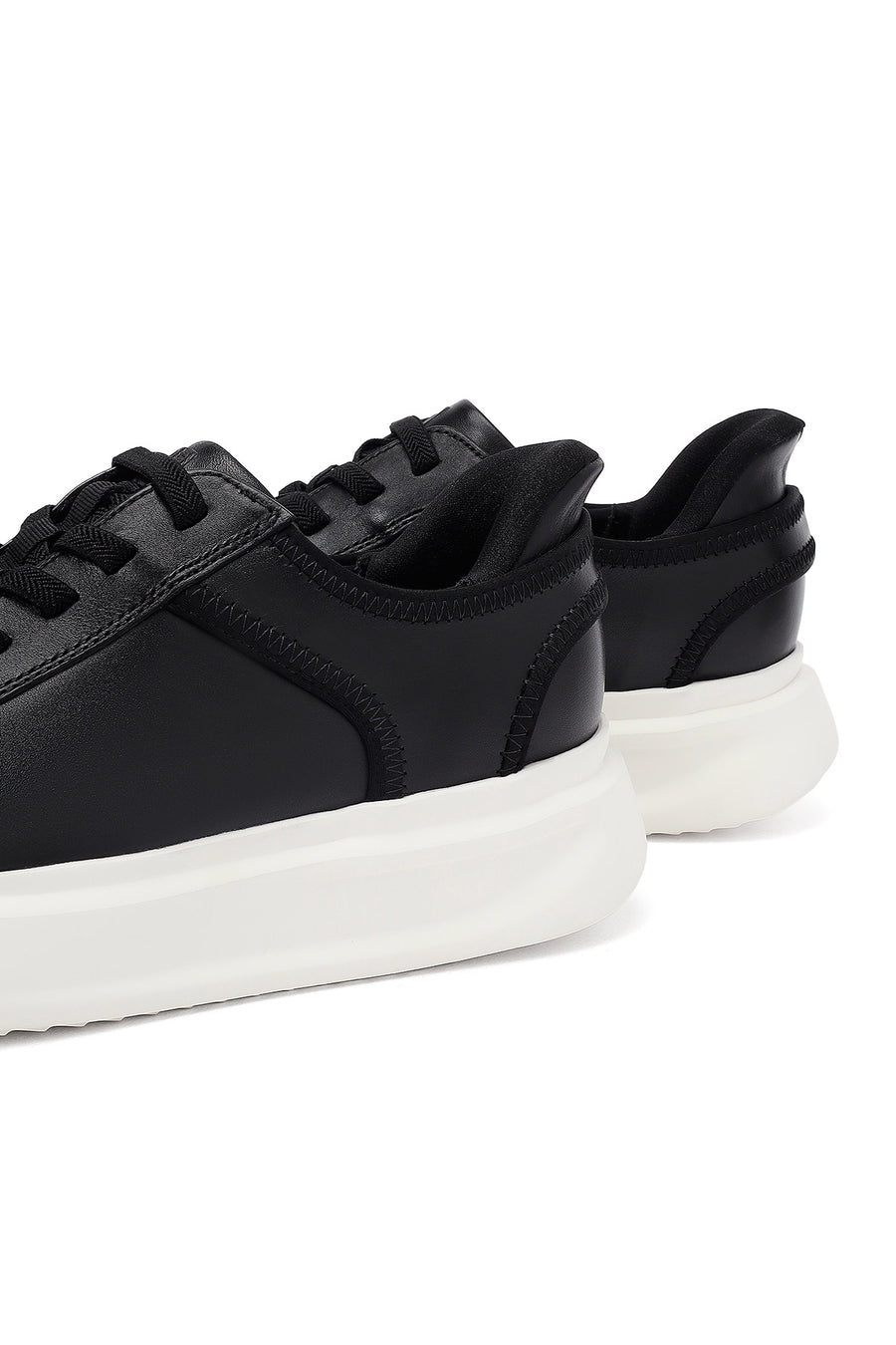 Men's Black Lace-Up Thick-Soled Leather Sneaker