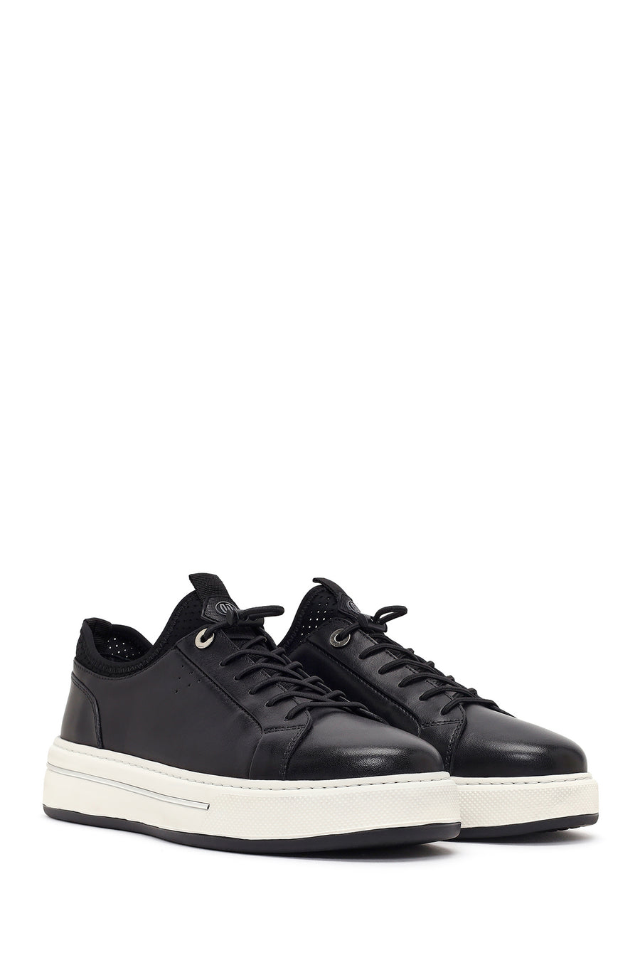 Erkek Siyah Bağcıklı Kalın Tabanlı Deri Sneaker