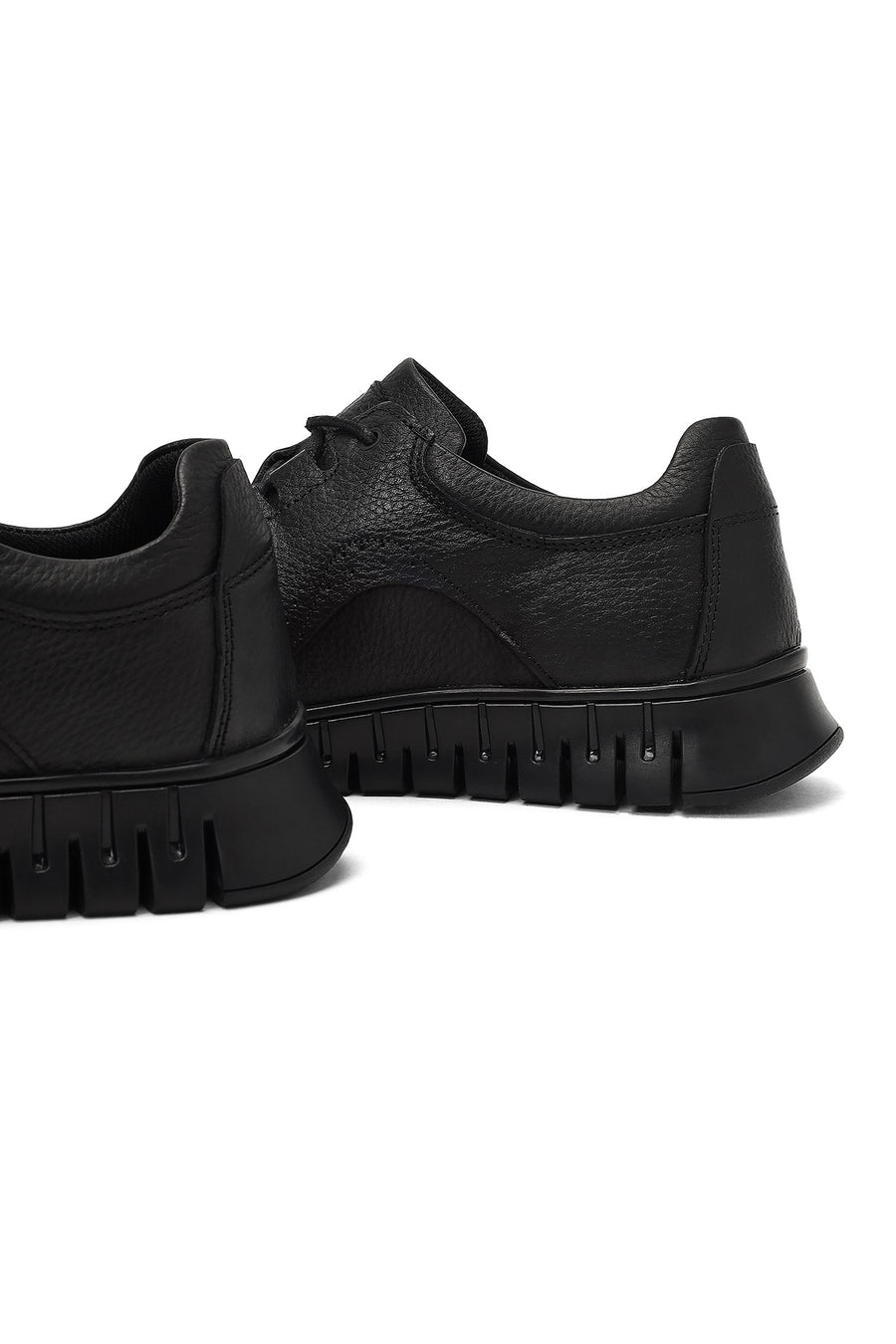Erkek Siyah Bağcıklı Kalın Tabanlı Deri Casual Sneaker
