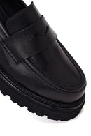 Kadın Siyah Kalın Tabanlı Deri Maskülen Loafer | Derimod