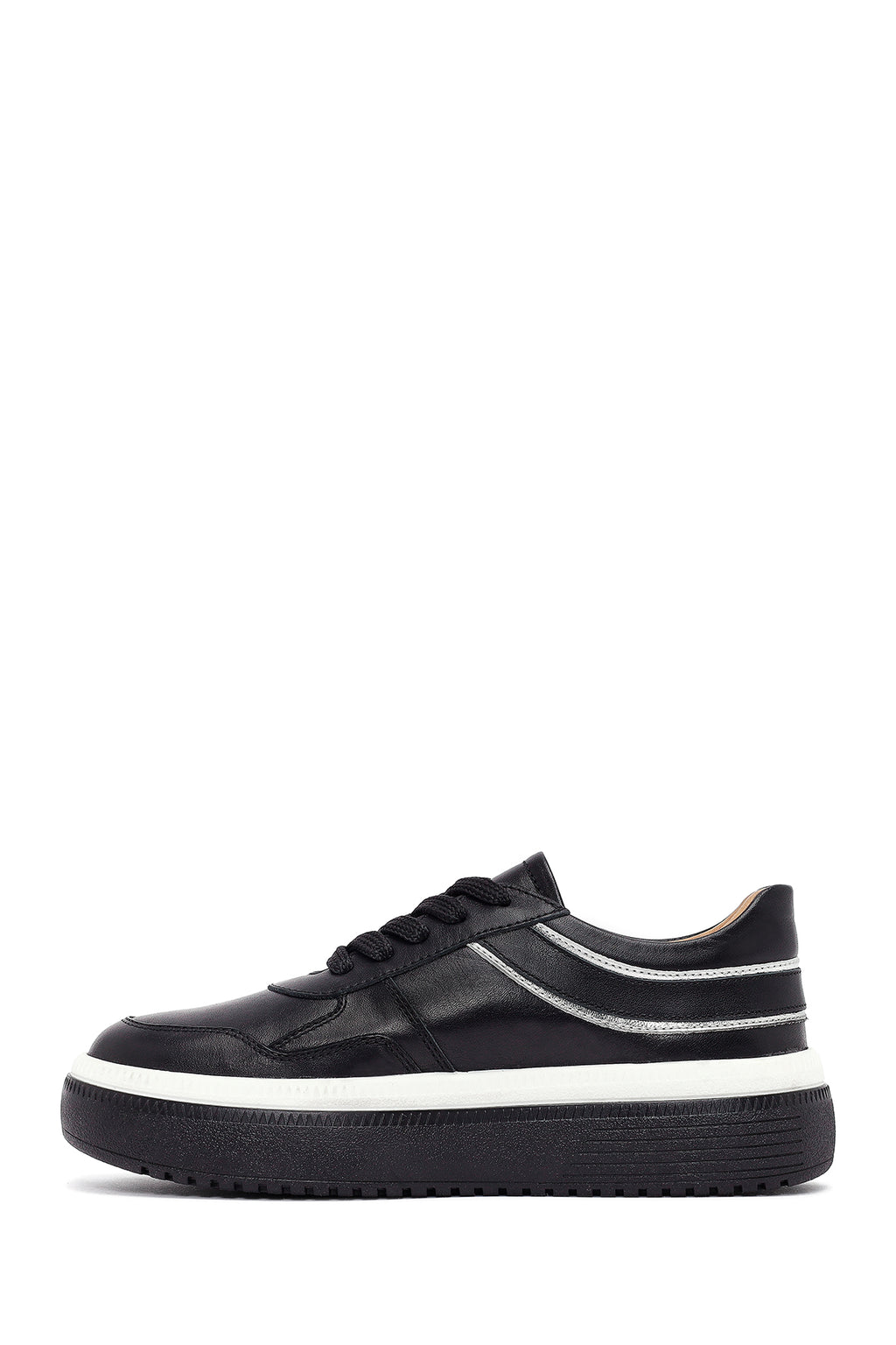 Kadın Siyah Bağcıklı Kalın Tabanlı Deri Sneaker