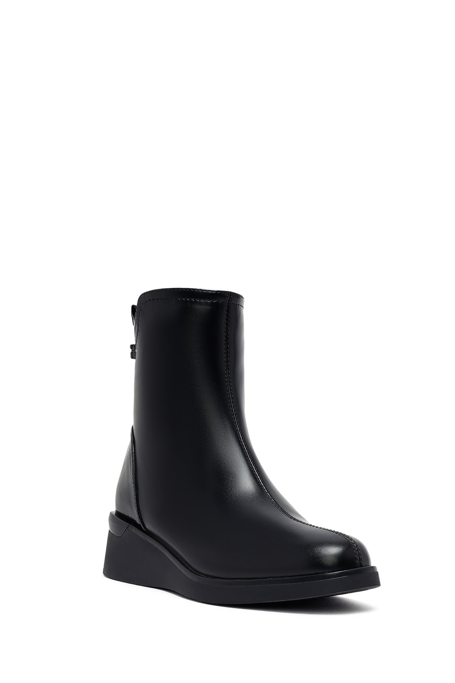 Woman Black Zippered Wedge Heeled Boots