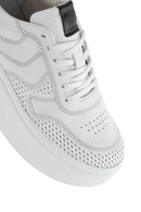 Kadın Beyaz Bağcıklı Kalın Tabanlı Deri Sneaker | Derimod