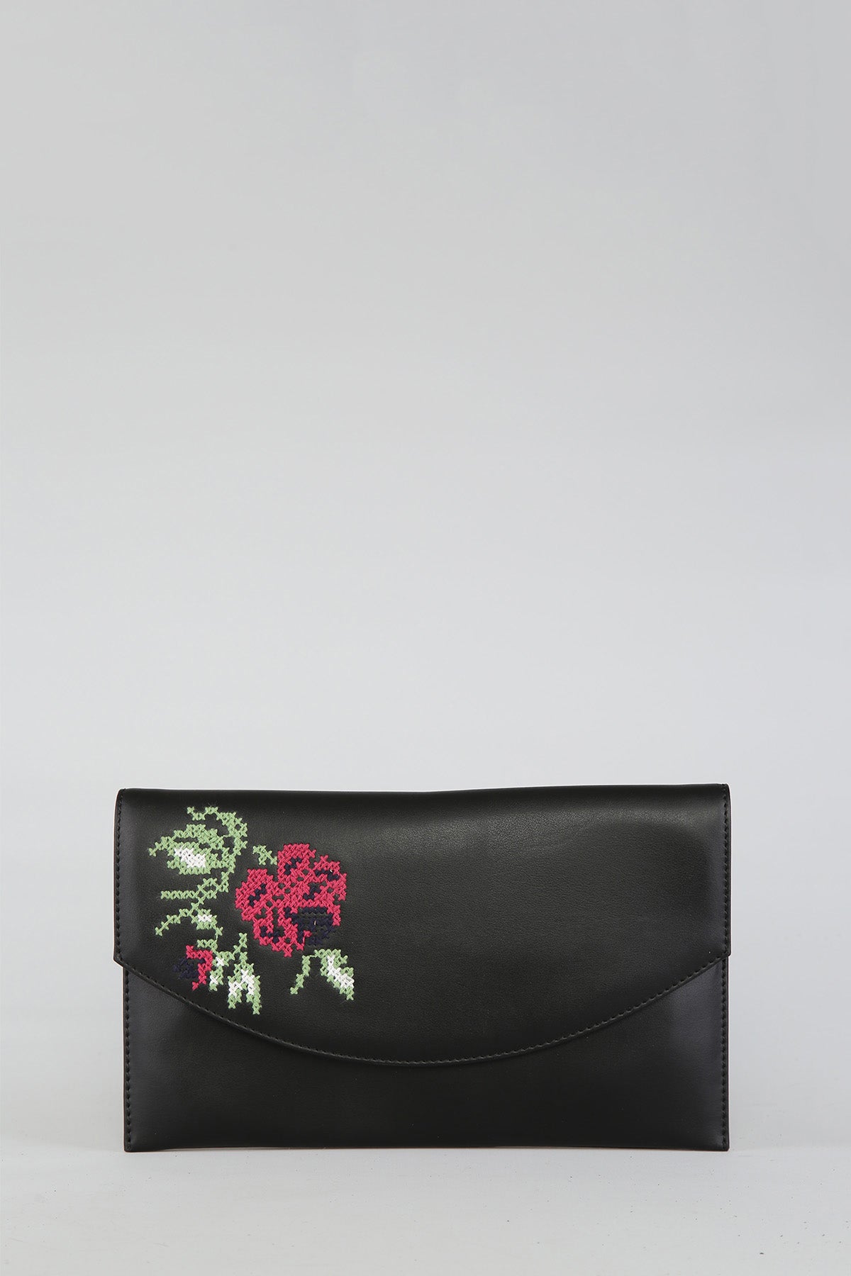 Complete the Look by Purchasing Together!