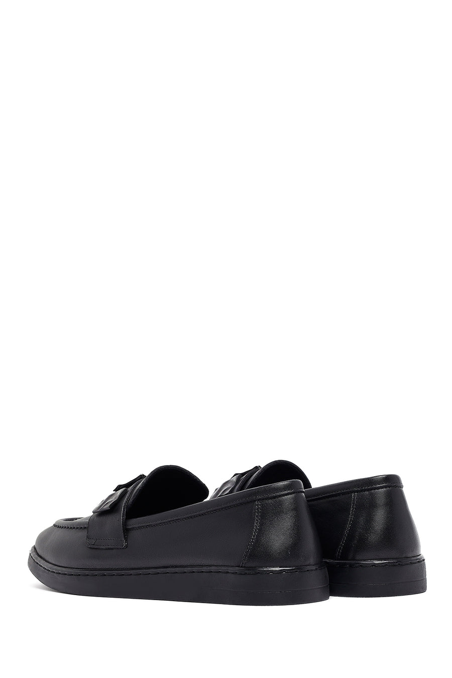 Woman Black Buckle Leather Loafer
