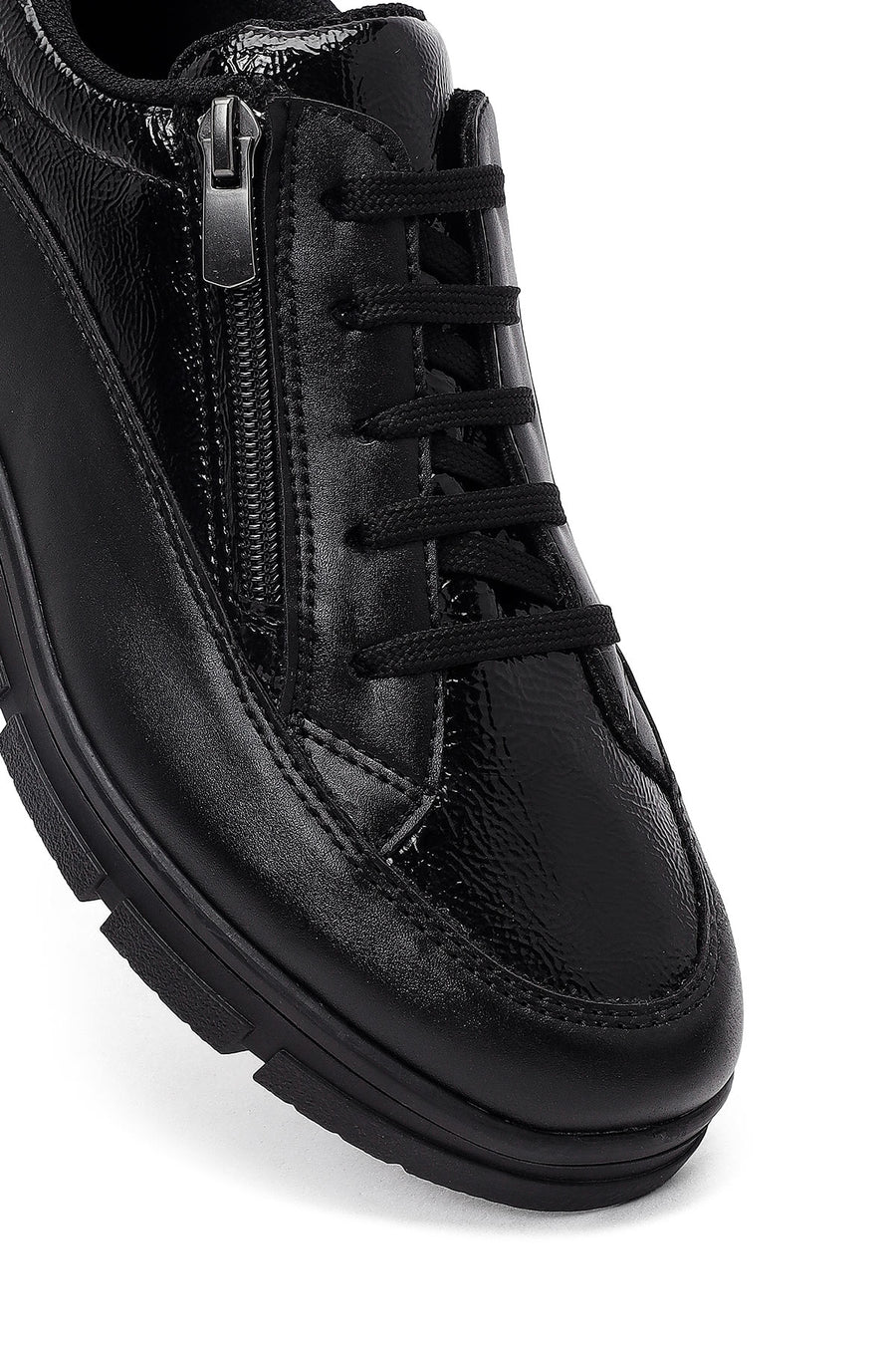 Kadın Siyah Bağcıklı Sneaker