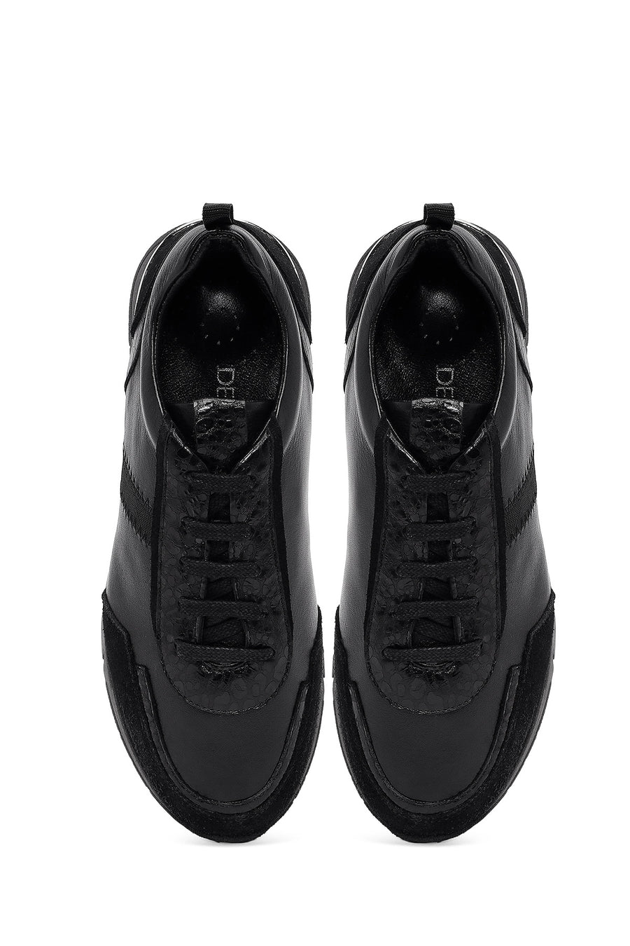 Kadın Siyah Bağcıklı Deri Sneaker