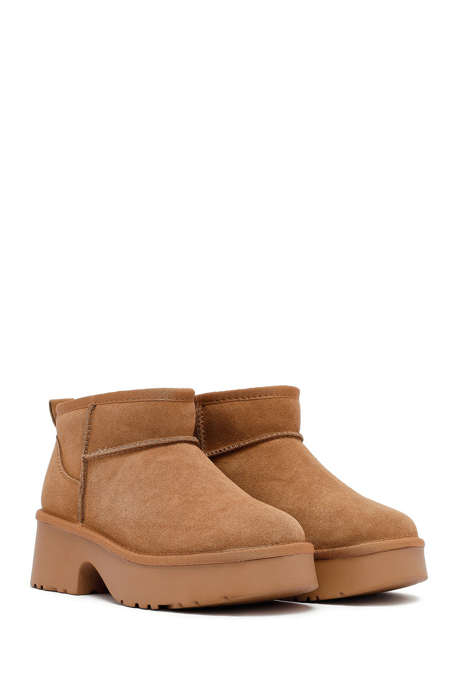 Woman Tan Thick-Soled Fur-Lined Suede Teddy Boots