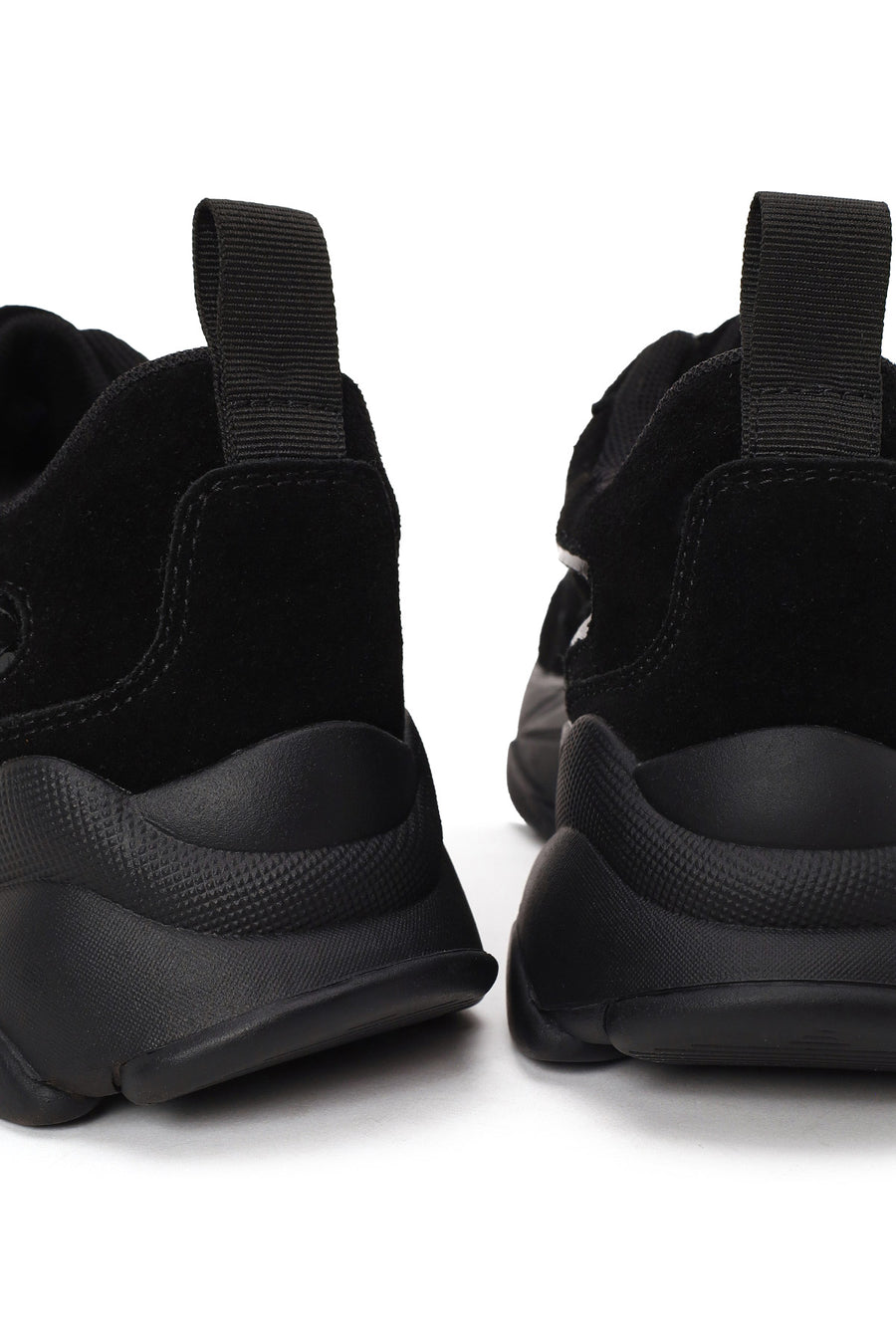 Kadın Siyah Bağcıklı Kalın Tabanlı Süet Deri Sneaker