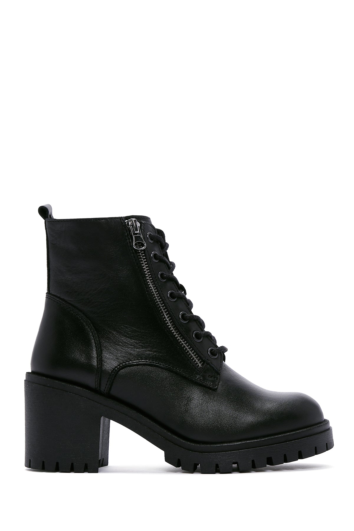 Siyah