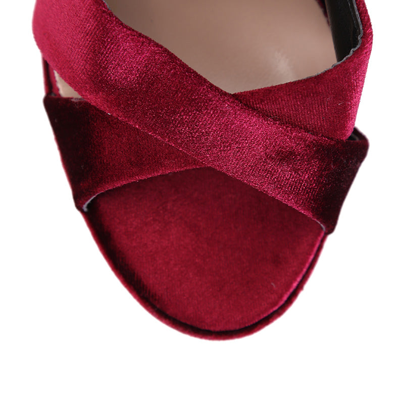 WOMEN SANDALS