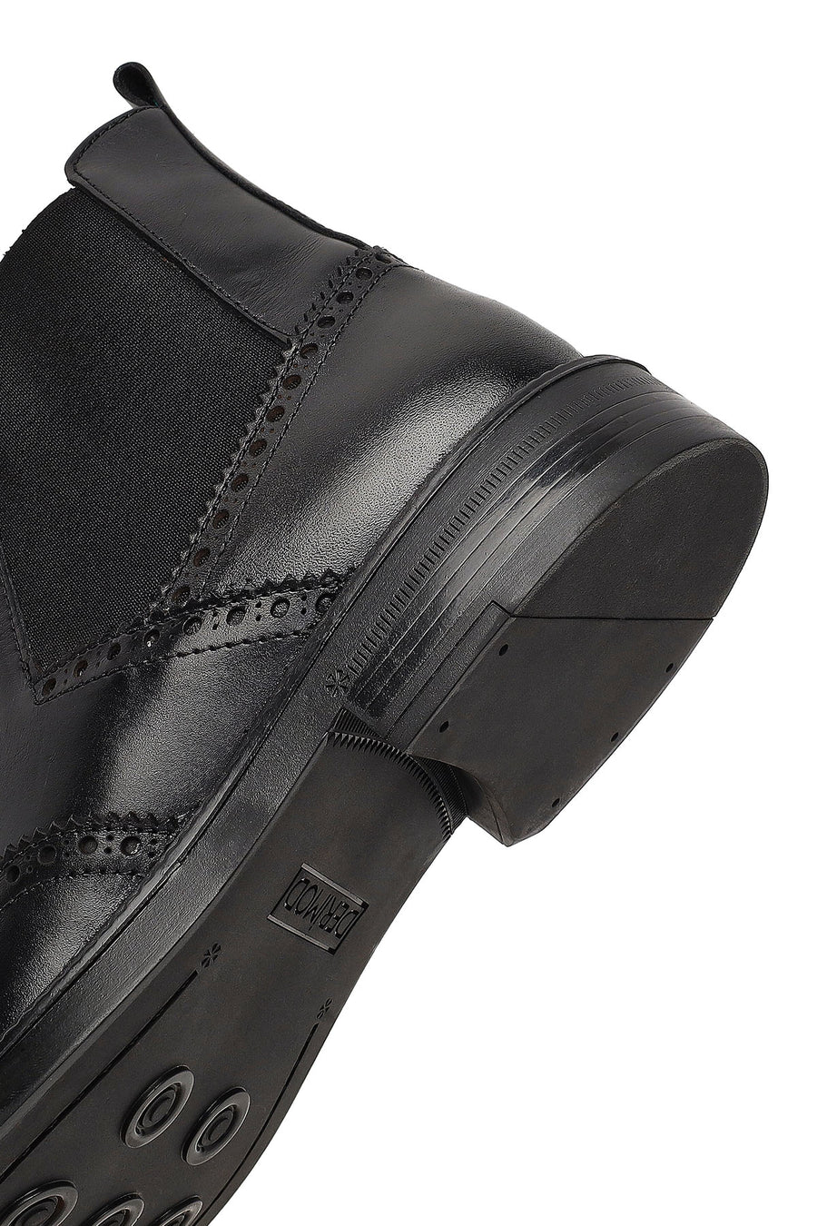 Men's Black Leather Chelsea Boot