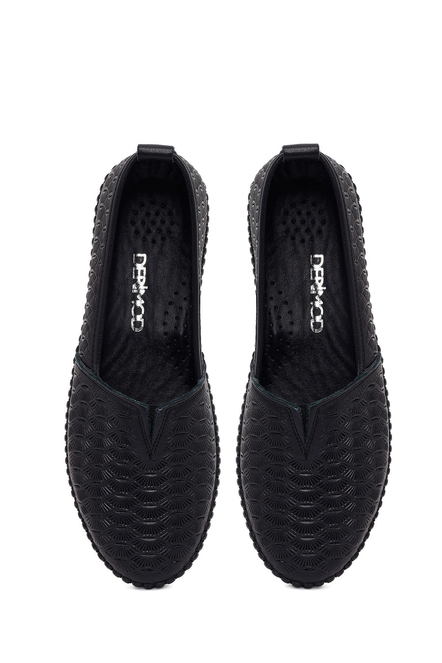 Woman Black Leather Comfort Loafer