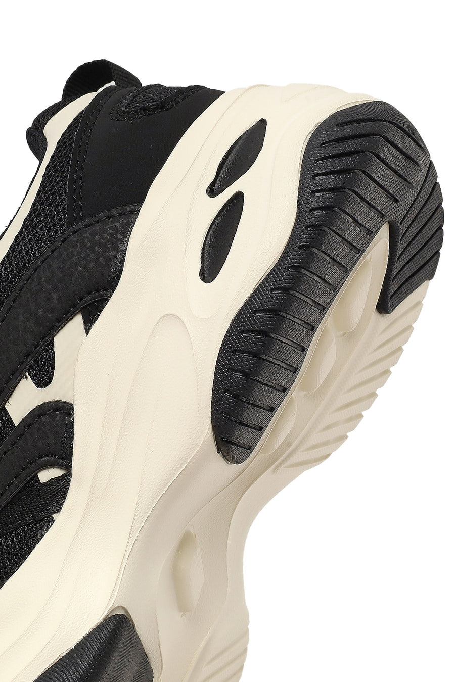 Kadın Siyah Bağcıklı Kalın Tabanlı Sneaker