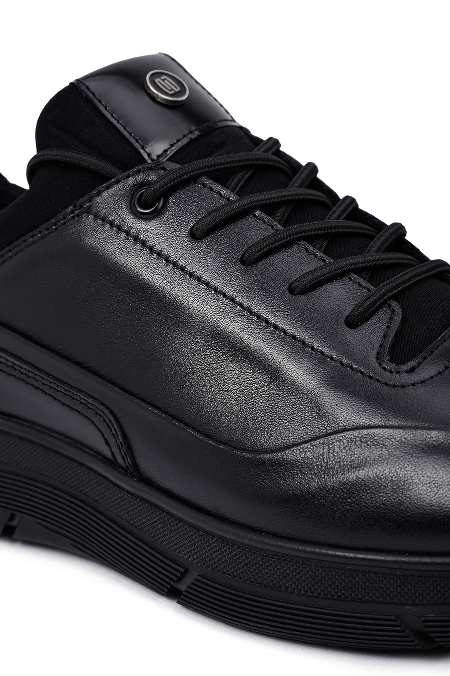 Men's Black Lace-Up Leather Casual Sneakers