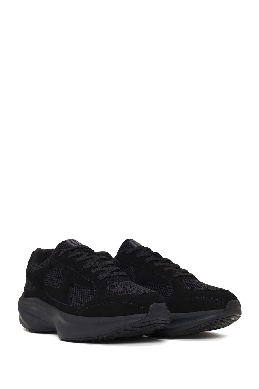 Male Black Lace-Up Thick-Soled Fabric Sneaker