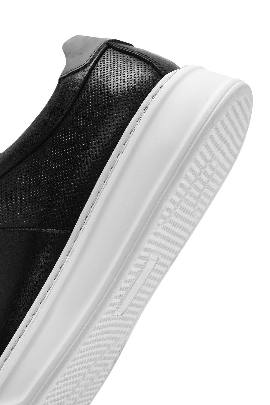 Men's Black Lace-up Thick-Sole Leather Sneaker