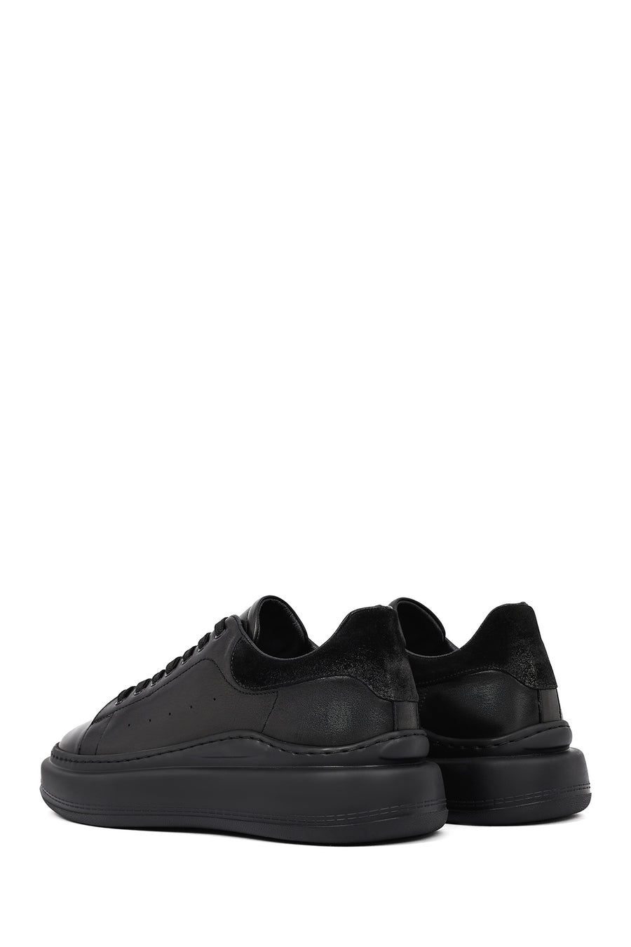 Men's Black Lace-Up Thick-Soled Leather Sneaker