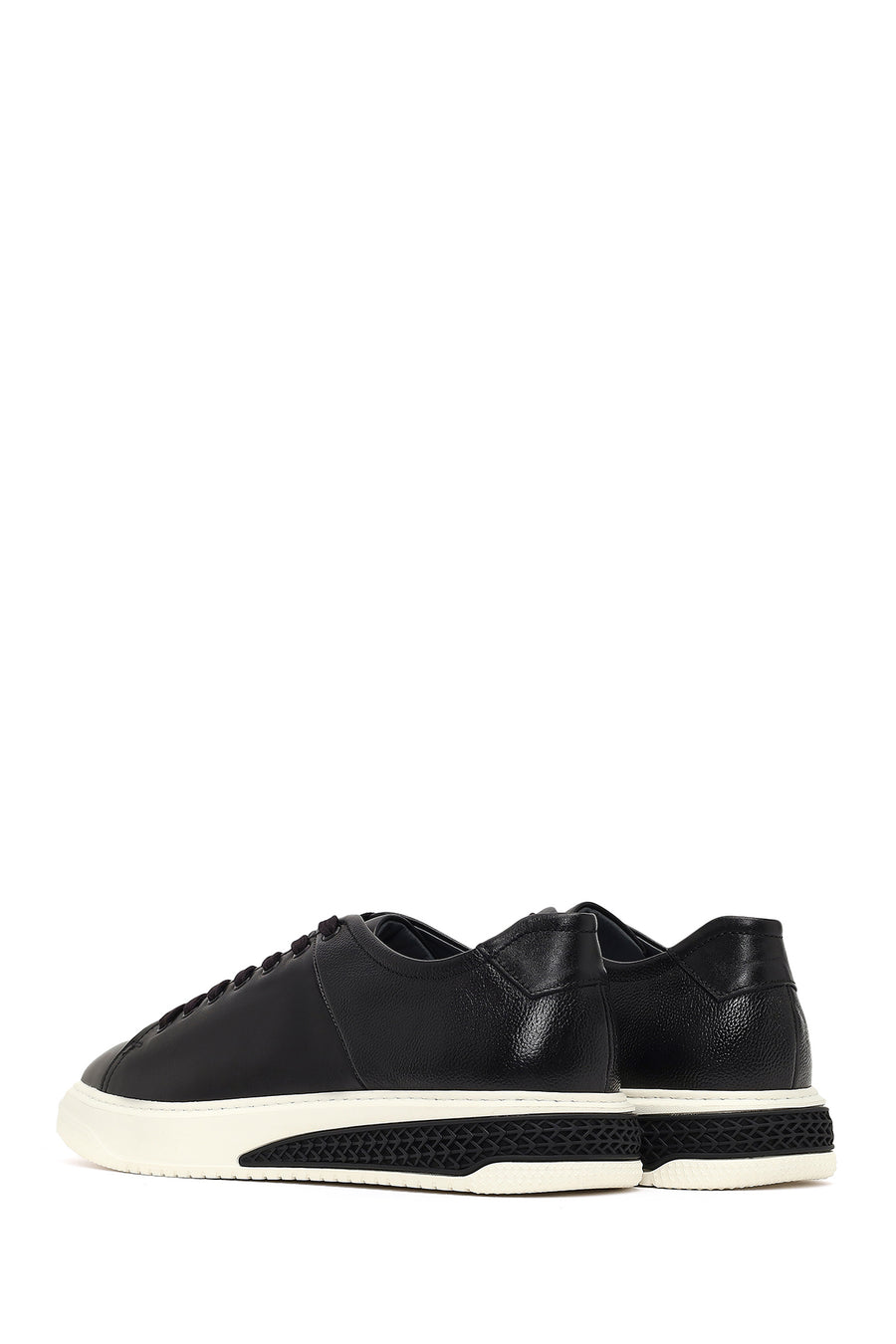 Men's Black Lace-Up Thick-Soled Leather Sneaker