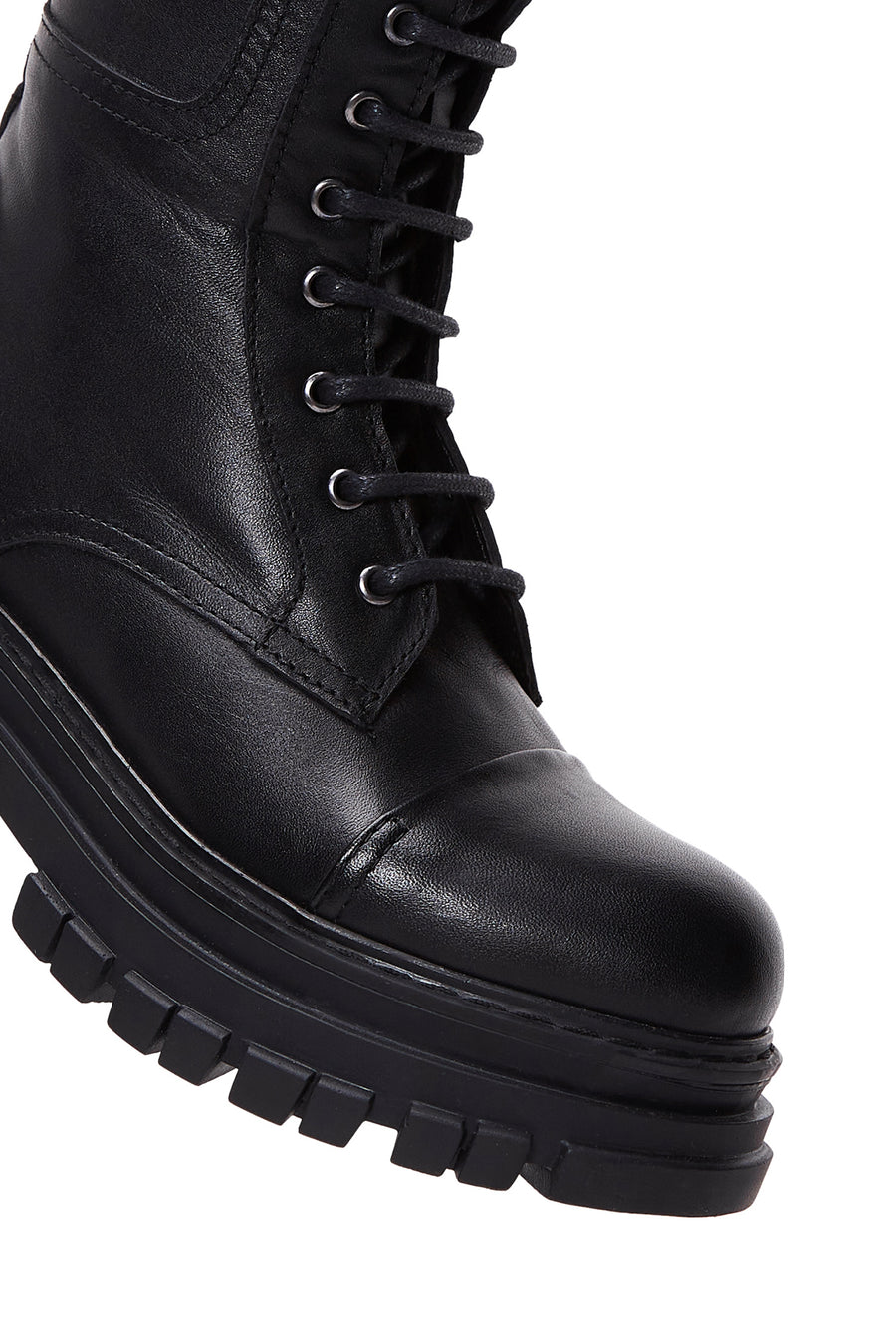 Women's Black Boots Zippered Leather Boots