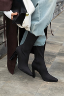 Kadın Siyah Fermuarlı Yüksek Kalın Topuklu Kumaş Bot | Derimod