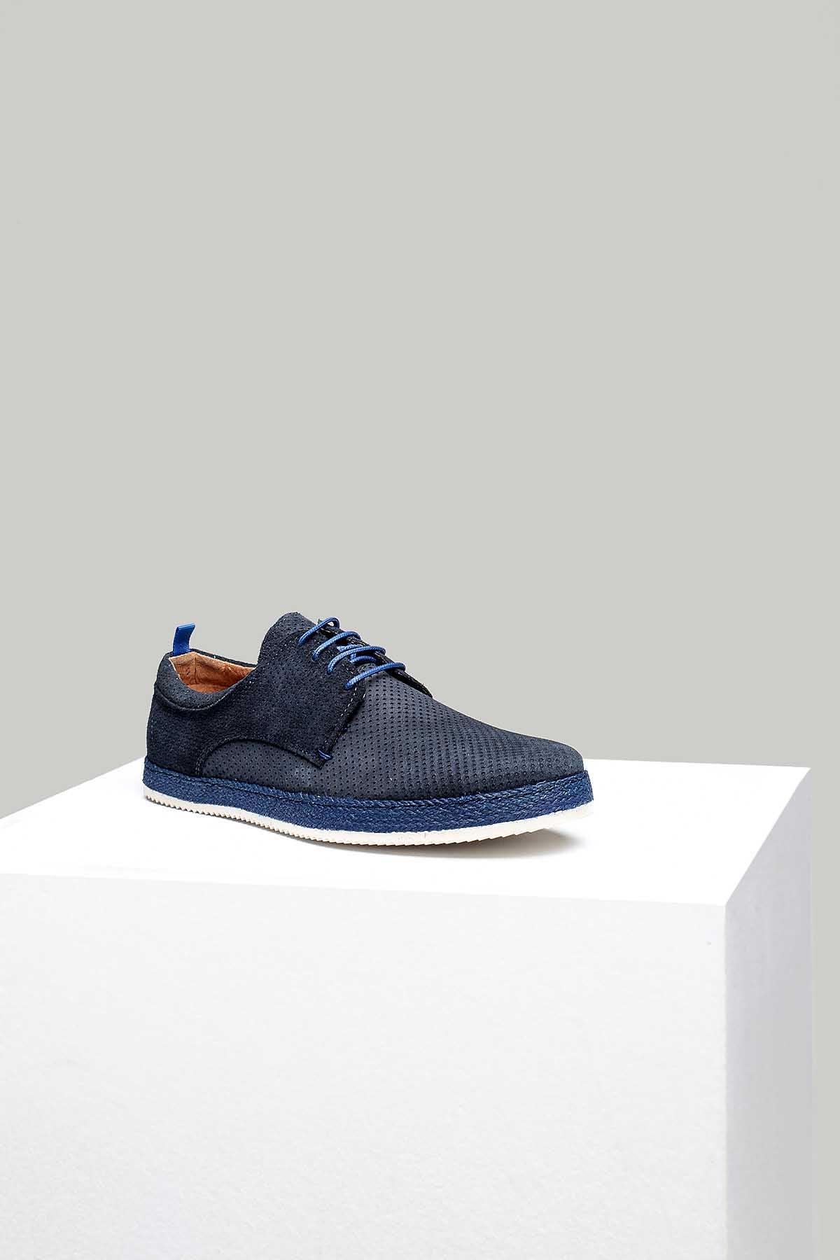 Lacivert