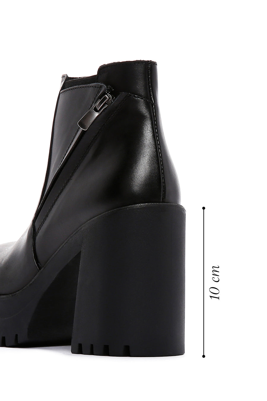Woman Black Zip Closure Thick-Heeled Leather Boots