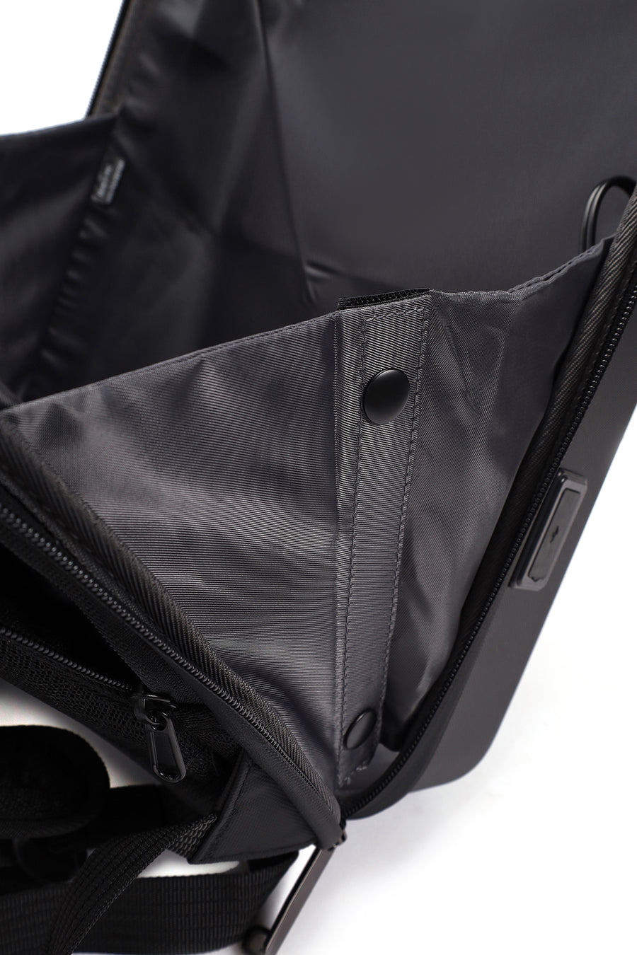 D-Pack Unisex Black Technological Backpack