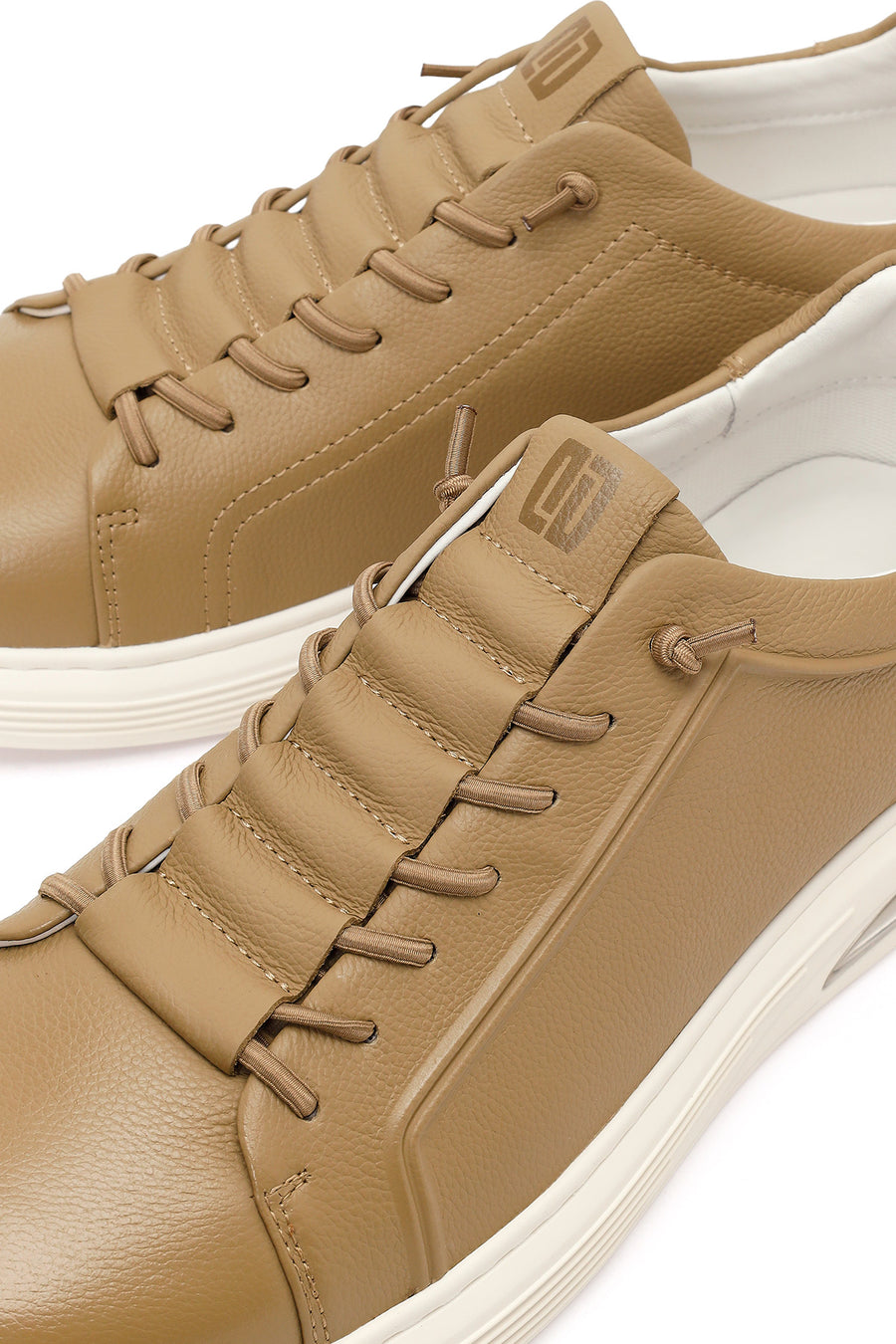 Erkek Bej Bağcıklı Deri Sneaker