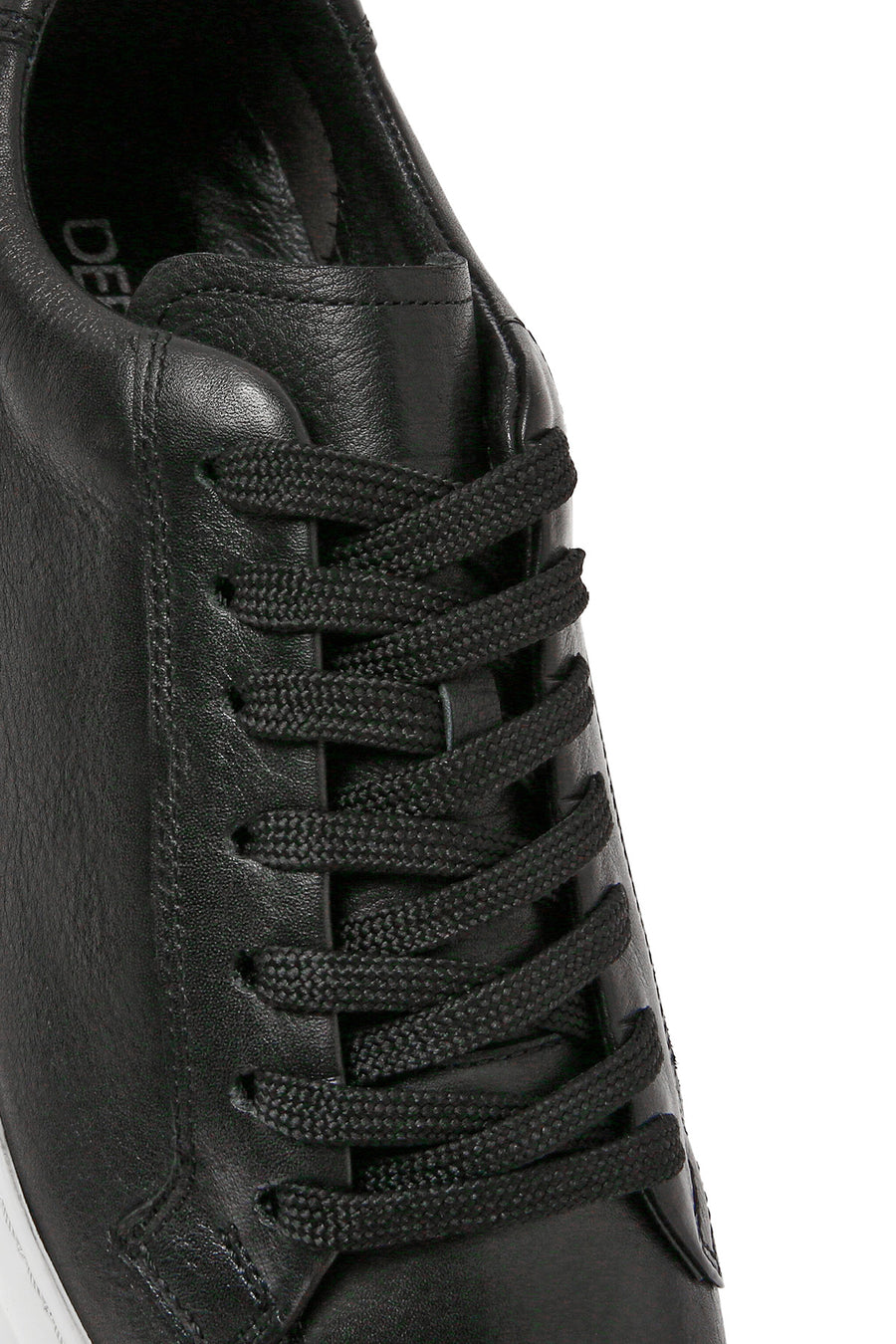 Men's Black Lace-up Leather Sneaker