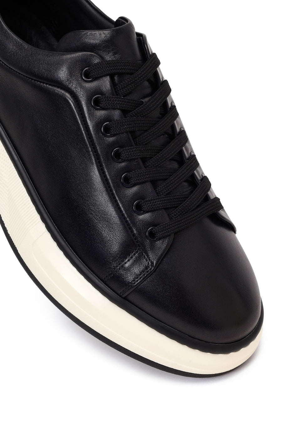 Erkek Siyah Bağcıklı Kalın Tabanlı Deri Sneaker